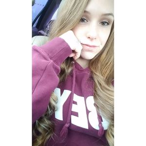 Meet your Posher, Teri